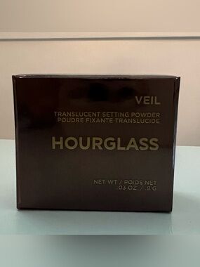 Hourglass Translucent Setting Powder - travel size